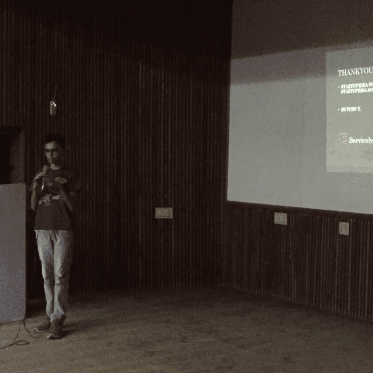 first startup pitch by puru thakkar